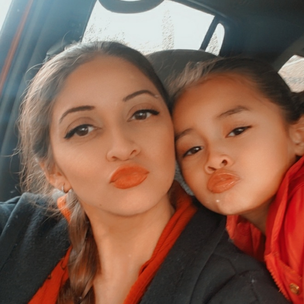 Meet your Posher, Victoria